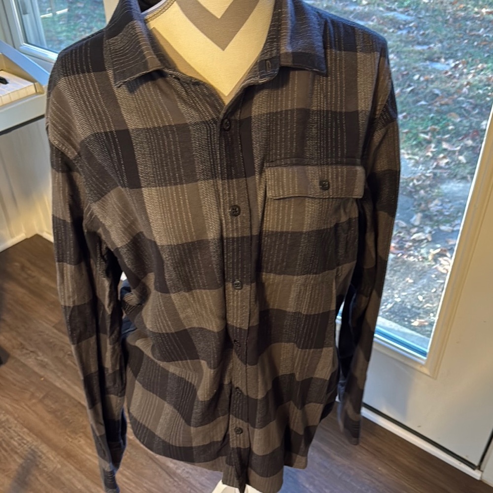 The North Face Men’s Black and Gray Plaid Button-Down Shirt